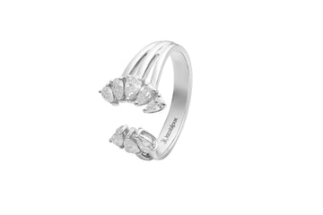 Pears Diamond Ring | 0.8 carats, 4.18g