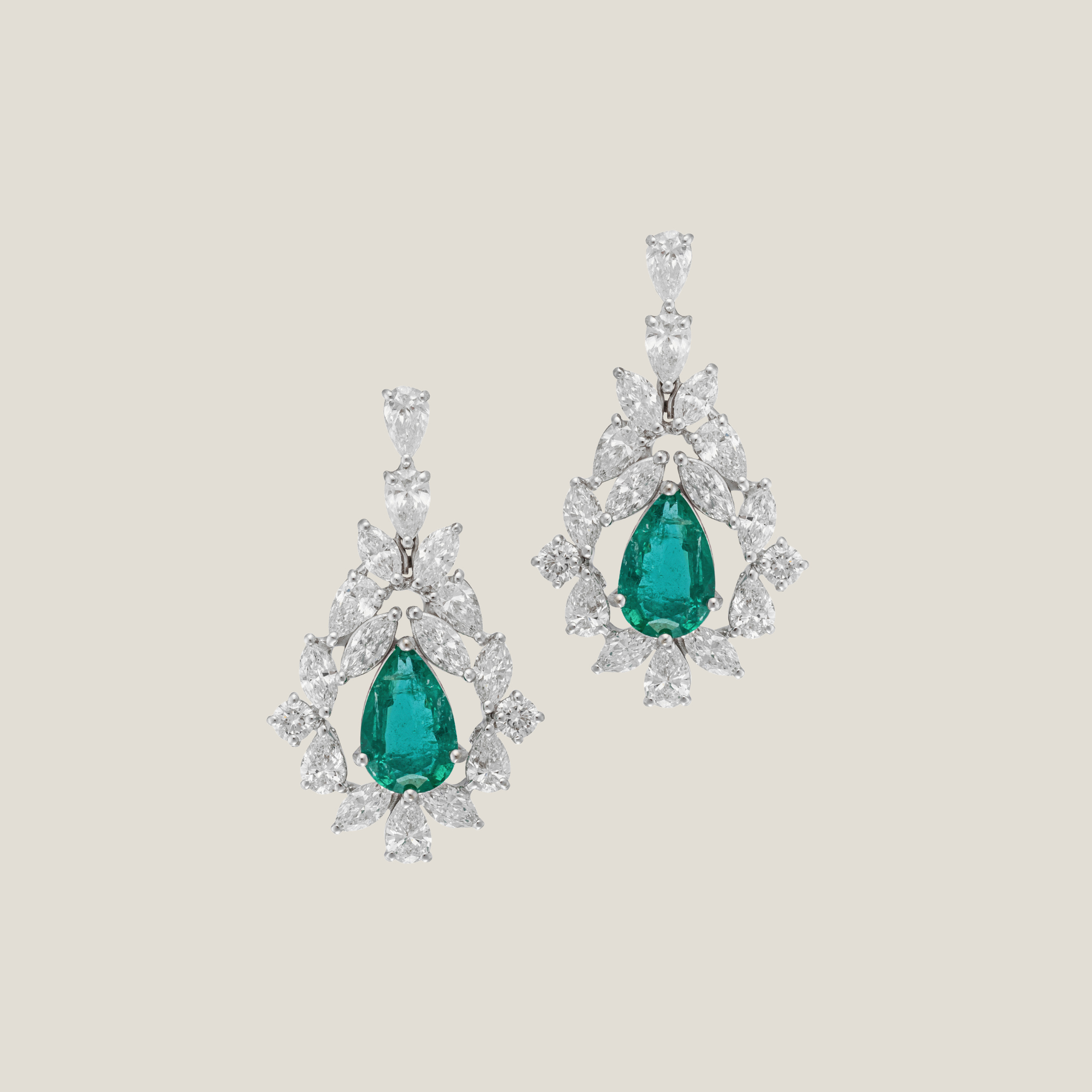 Emerald Diamond Earrings | White Diamond 5.52 Carats, Emerald 3.770 Carats, 10.14g