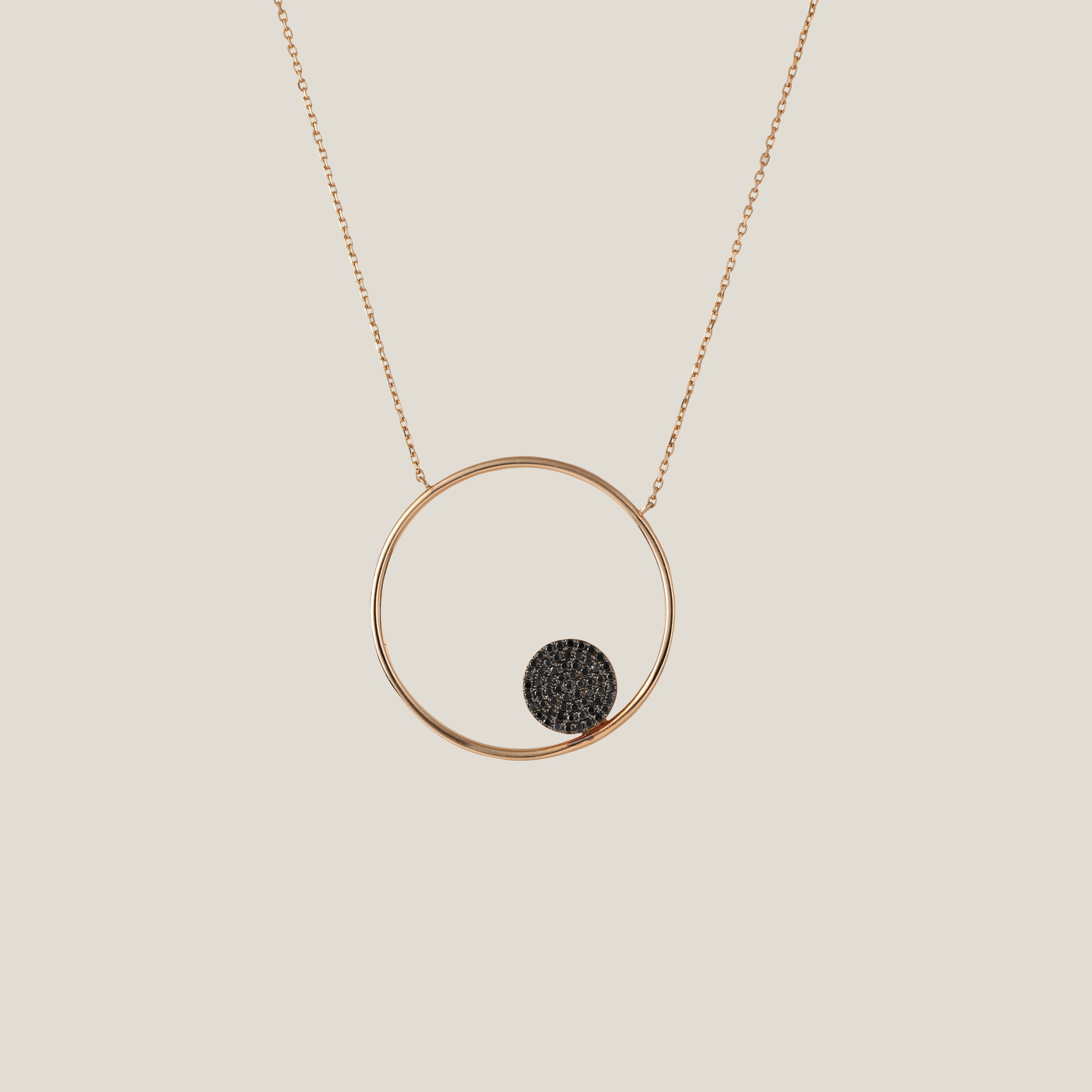 Black Circled Necklace | 0.65, 7.96g