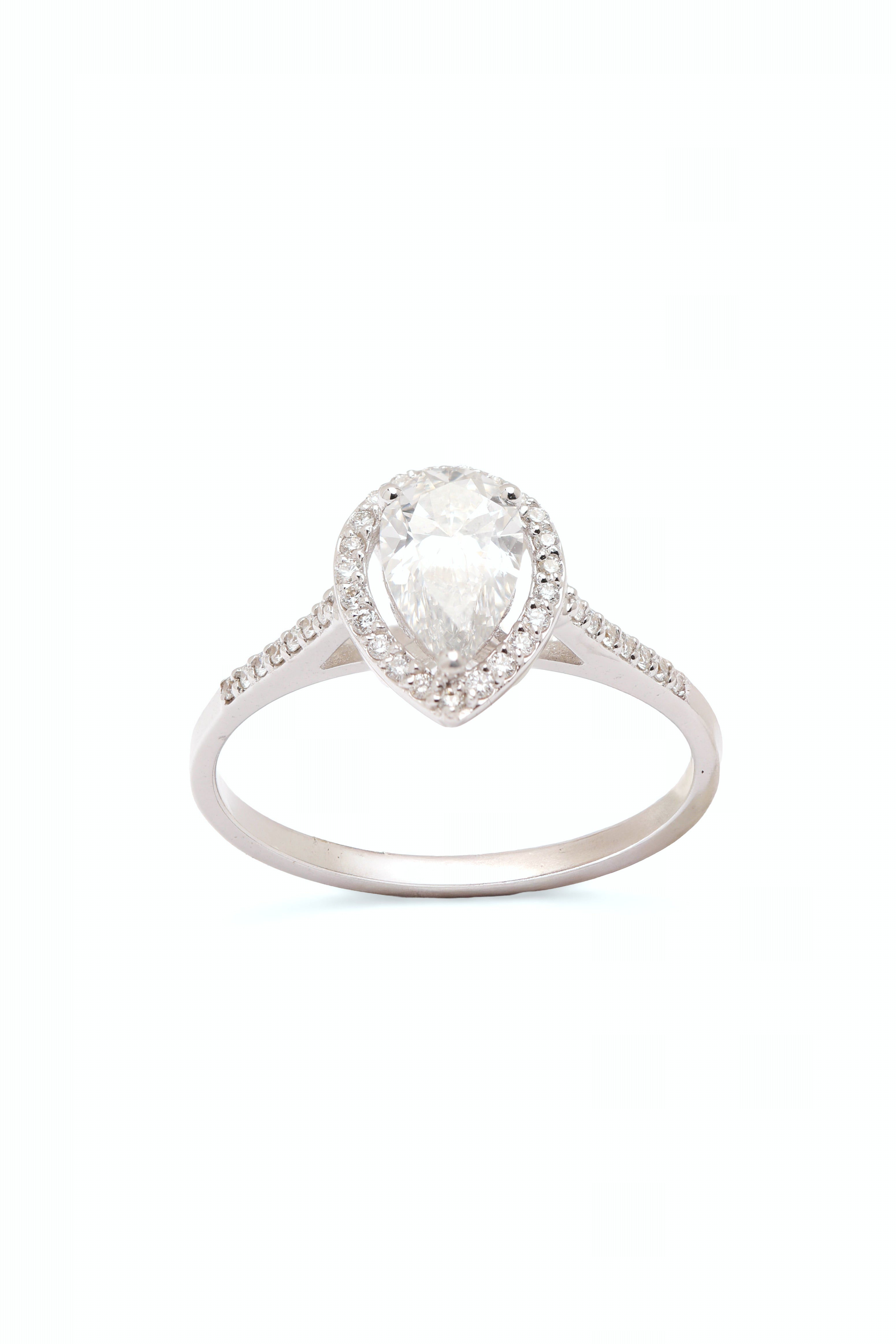 Pear Solitaire | 0.83 carats, 2.3g