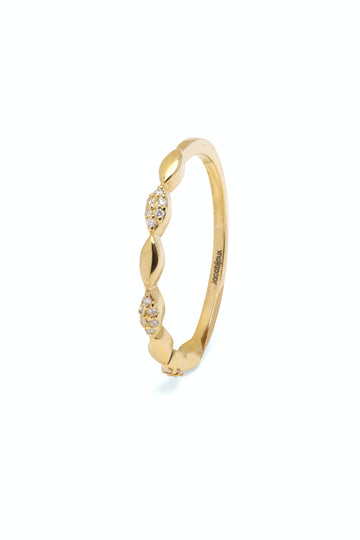 White Diamond Ring | 0.04 carats, 1.7g