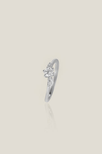 White diamond solitaire ring | 0.25 carats, 2.4g