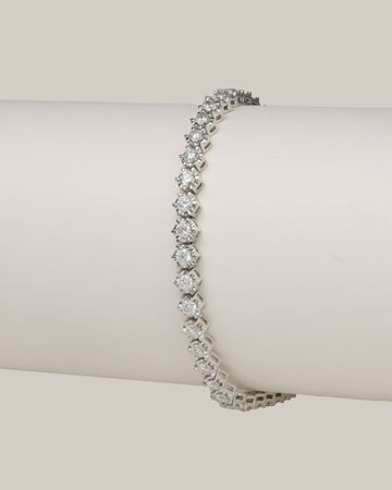 White Gold White Diamond Crown Design | 2.6 carats, 9.14 gm