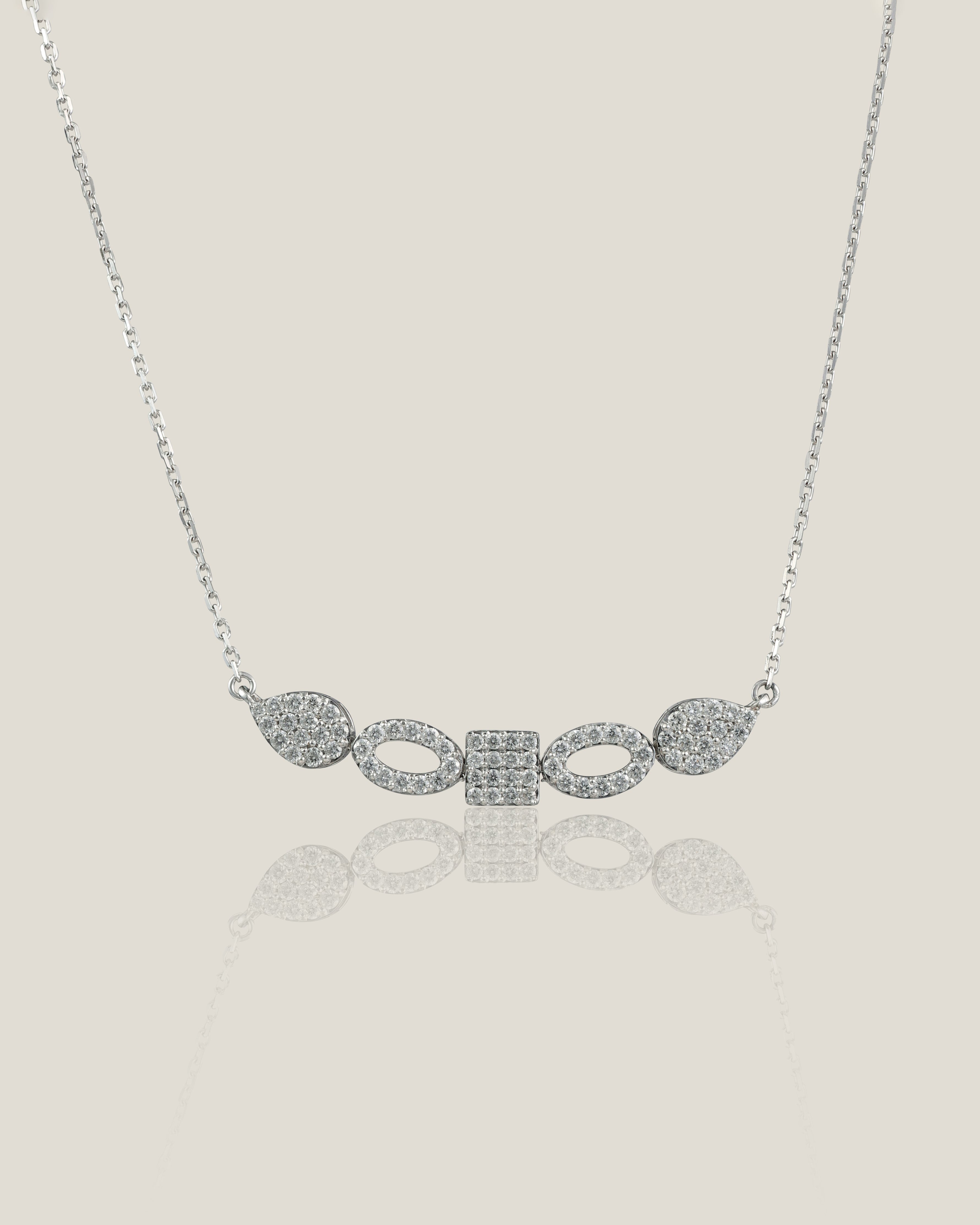 White Diamond Pendant | White Diamond 0.44 carats, 3.01g