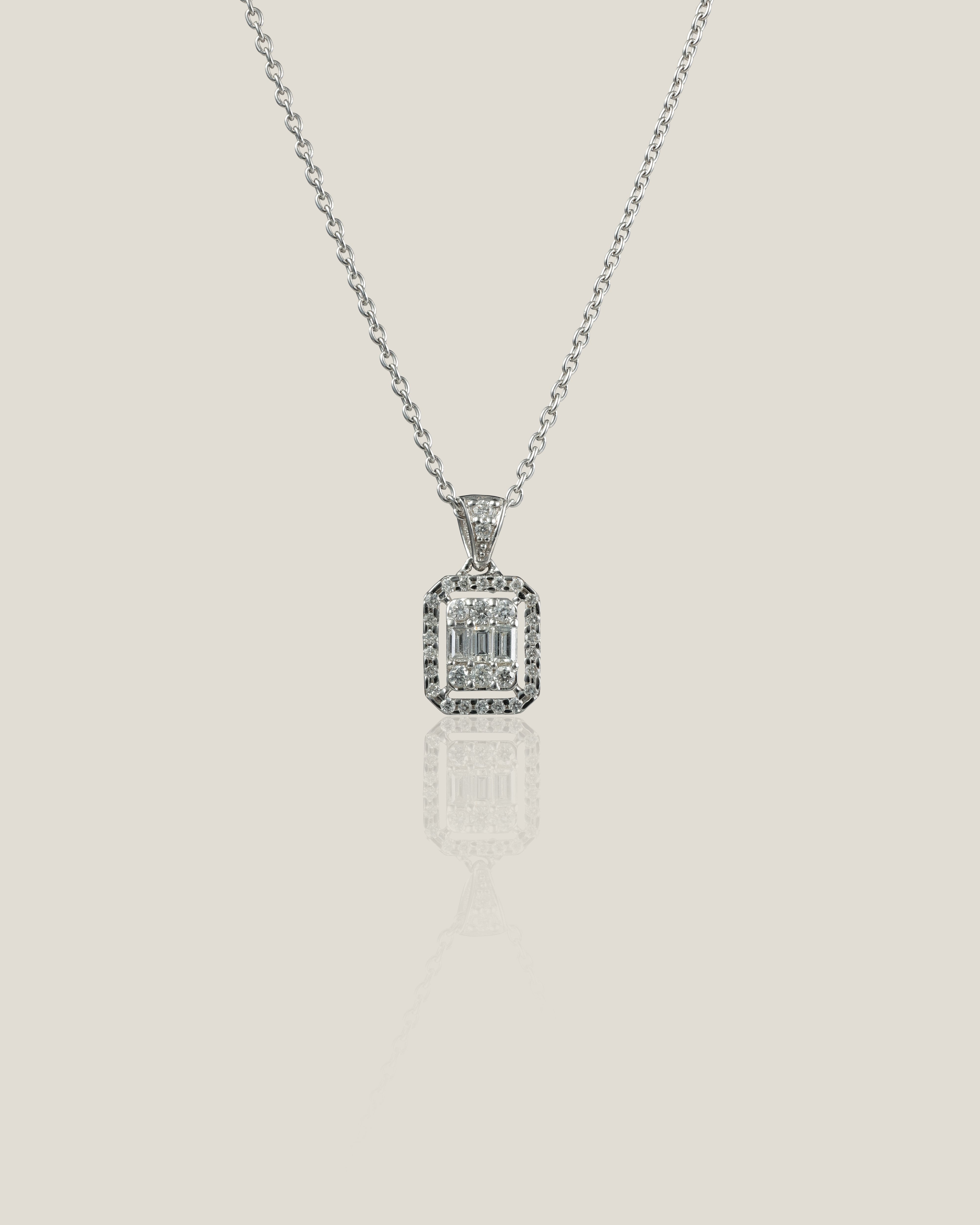 Diamond pendant | 0.10 carats, 3.43g